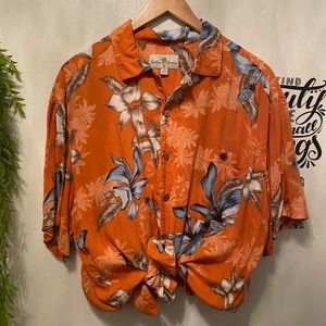 Hawaiian shirt